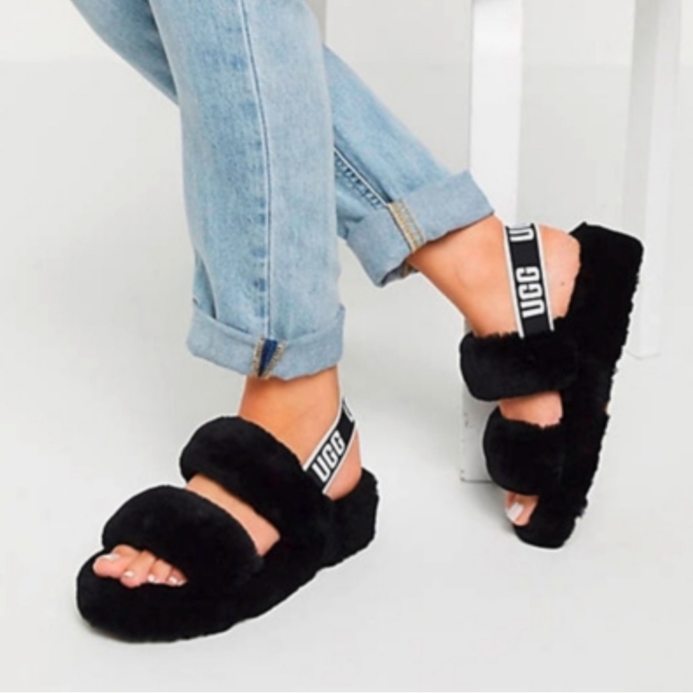 UGG Big Kids Oh Yeah Slipper Black Size 4Y Fits Women’s Size 6.5